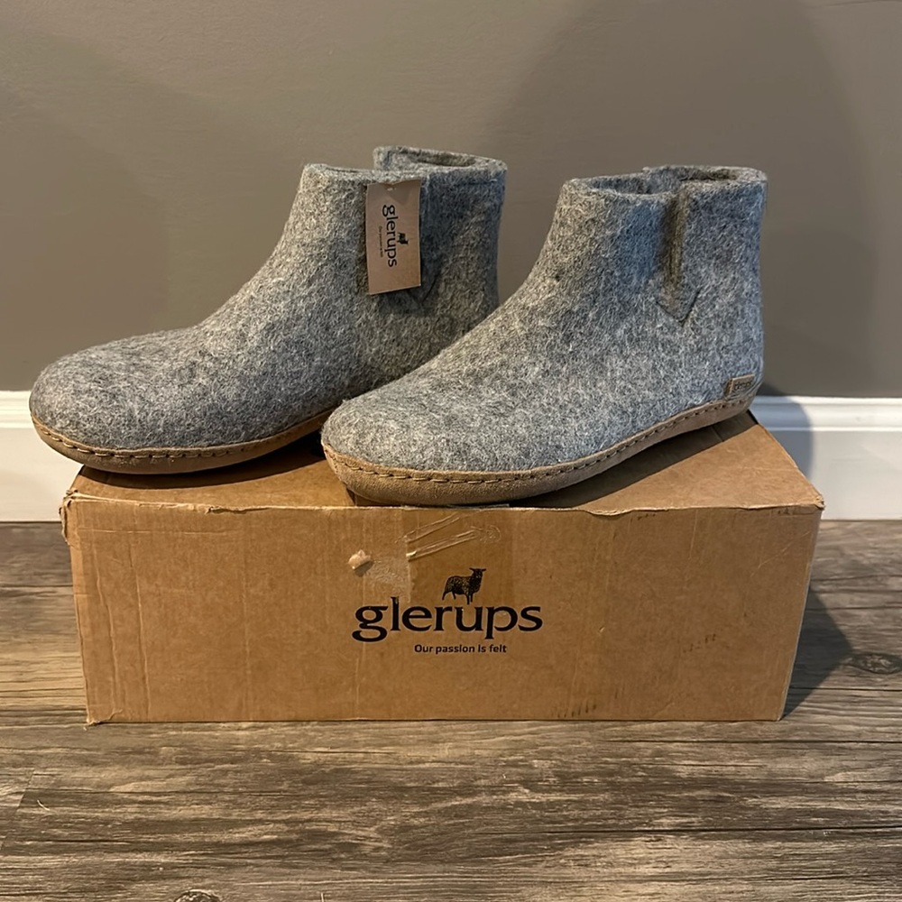 NWT Glerups Low Boot Grey size 37